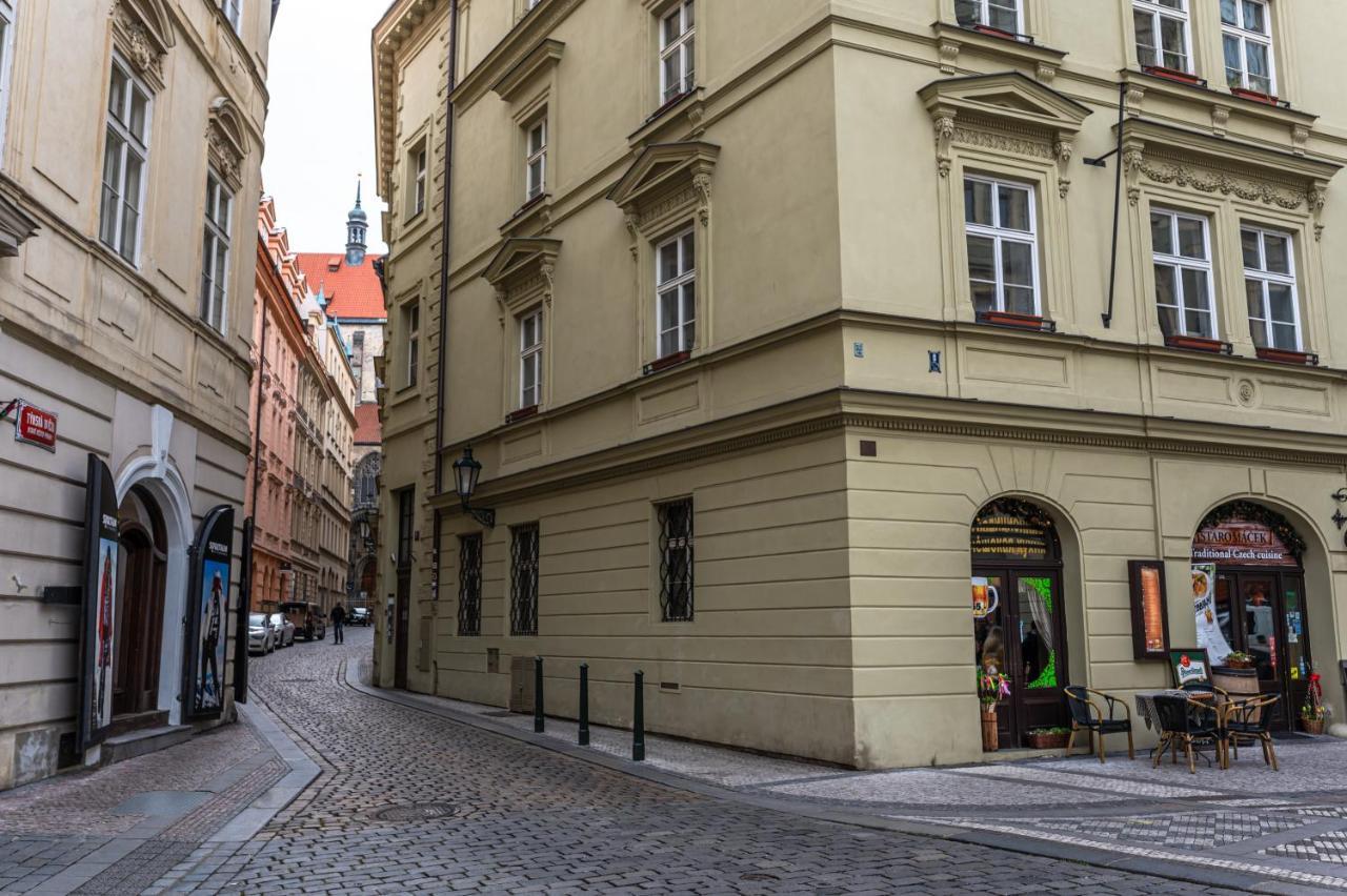 Tynska Ulicka Apartment Praha Bagian luar foto